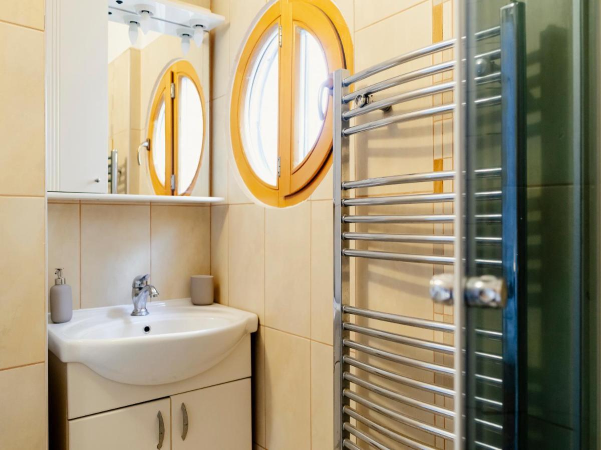 Lovely Vintage Double Studio In City Center 布加勒斯特 外观 照片